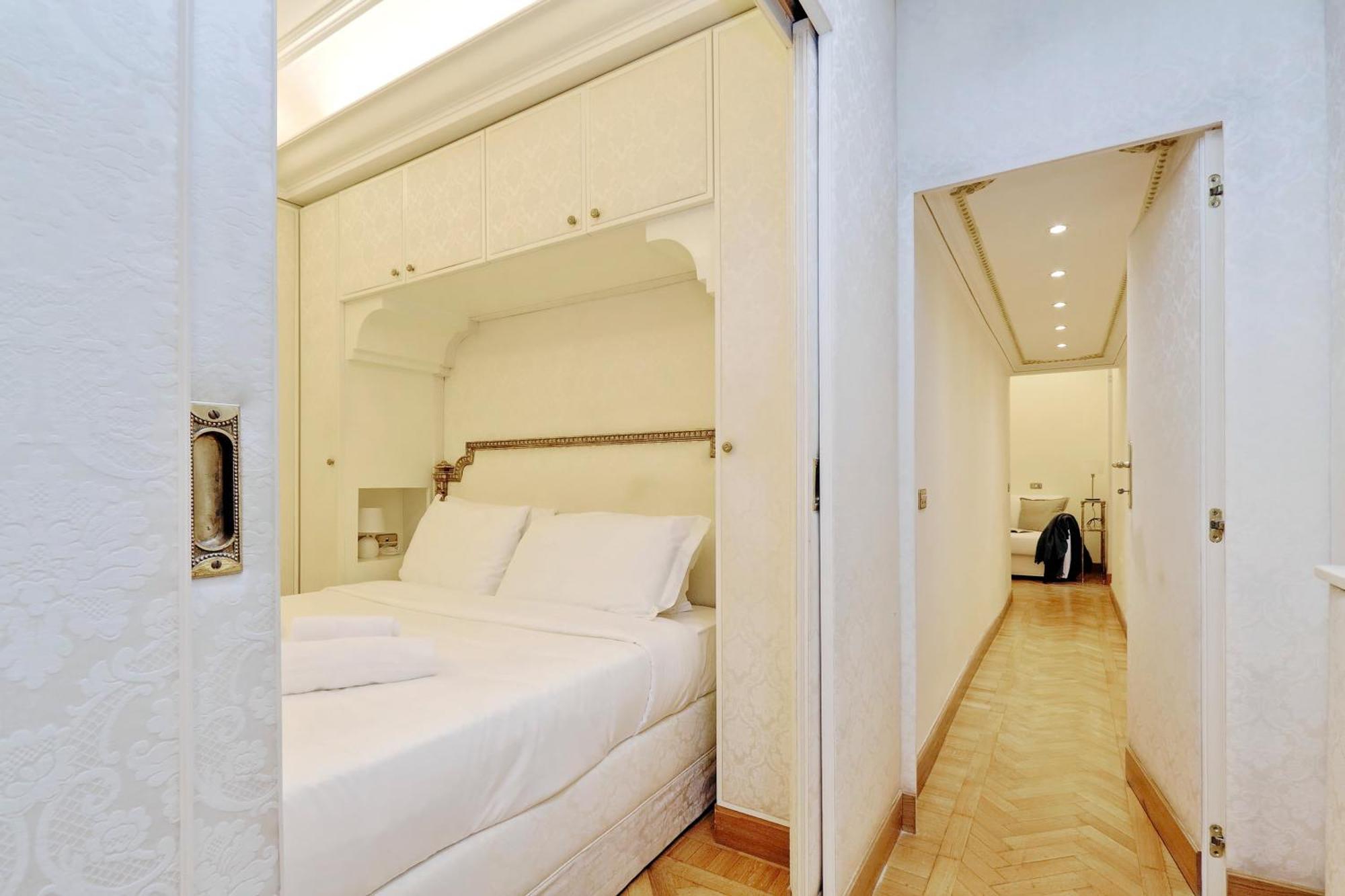 Apartment Tritone Luxury House Rom